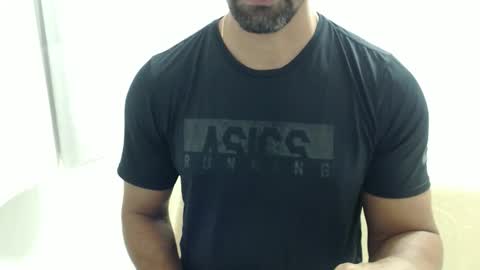 Snapshot of cashmastermuscle77 chatting on 03-04-26, 11:55 cashmastermuscle77 online show from 03-04-26, 11:55