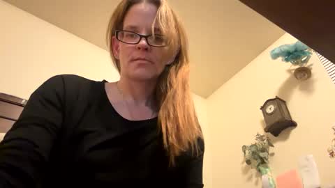 casidy1 online show from 02-19-25, 01:29