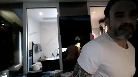 Snapshot of cassandra06400 chatting on 10-15-25, 03:45 cassandra06400 online show from 10-15-25, 03:45