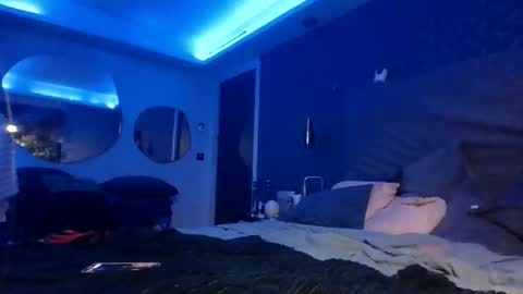 Snapshot of cassandra06400 chatting on 11-16-25, 02:22 cassandra06400 online show from 11-16-25, 02:22