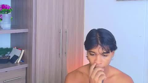 Snapshot of cassian_gold chatting on 06-10-26, 07:02 CASSIAN GOLD online show from 06-10-26, 07:02