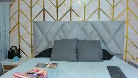 Snapshot of cassidy_14 chatting on 09-25-25, 08:12 Cassidy online show from 09-25-25, 08:12