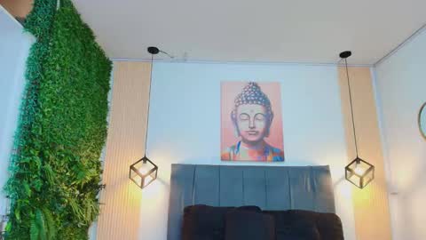 cassie_bloom online show from 12-19-25, 10:44