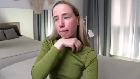 Snapshot of cassie_kelman chatting on 05-08-26, 08:47 Cassie online show from 05-08-26, 08:47