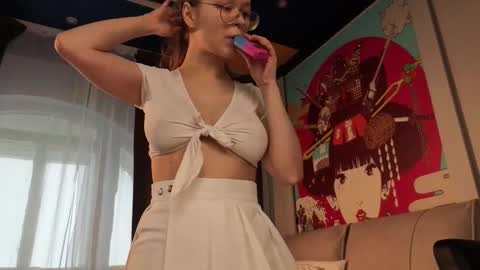 Snapshot of cassiecool chatting on 09-23-25, 05:54 assie online show from 09-23-25, 05:54