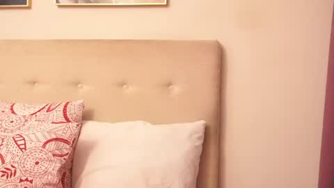 Snapshot of cassiehilton chatting on 06-15-26, 05:15 CassieHilton online show from 06-15-26, 05:15
