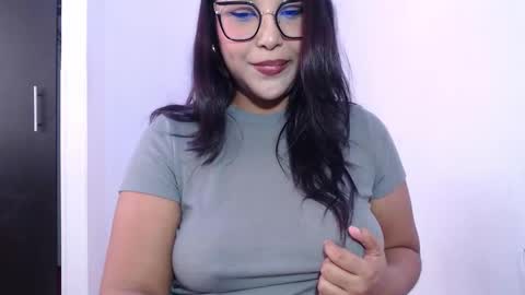 Snapshot of cassielenx chatting on 02-10-26, 08:13 --------Independent model online show from 02-10-26, 08:13