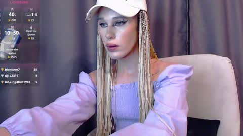 Snapshot of cassiemich chatting on 12-13-24, 10:13 Cassie online show from 12-13-24, 10:13