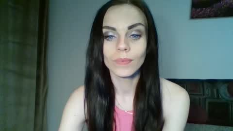 Snapshot of cassiexqueen chatting on 09-25-25, 06:22 Cassie online show from 09-25-25, 06:22