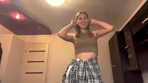 Snapshot of cassondrahodo chatting on 03-27-26, 02:17 Kate online show from 03-27-26, 02:17