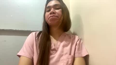 Snapshot of cassy_fuckx69 chatting on 03-05-25, 02:46 Cassy online show from 03-05-25, 02:46