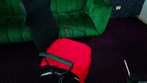 Cassy online show from 07-16-26, 04:40