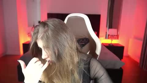Cassy online show from 05-13-26, 06:33