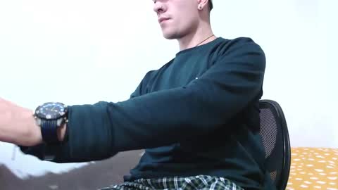 Juan online show from 02-18-25, 02:16