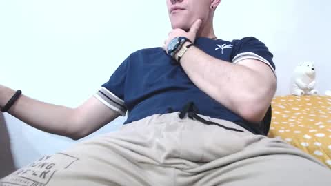 Juan online show from 03-07-25, 03:08