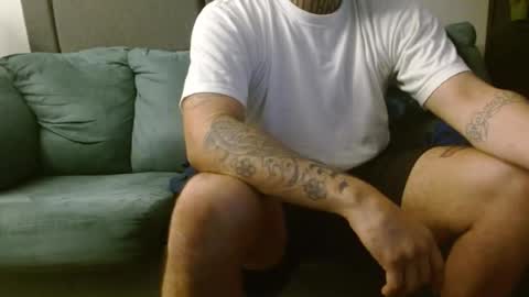 Snapshot of castle_frank91 chatting on 07-22-26, 10:45 Castle frank91 online show from 07-22-26, 10:45