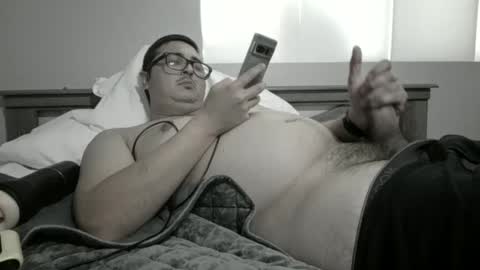 Snapshot of castortroyyyyy chatting on 02-14-25, 08:37 Castor troyyyyy online show from 02-14-25, 08:37