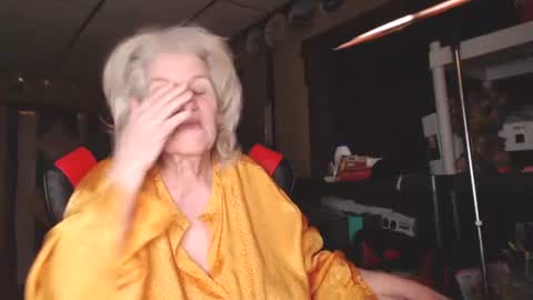 Snapshot of cat9paw chatting on 02-01-25, 05:47 cat online show from 02-01-25, 05:47