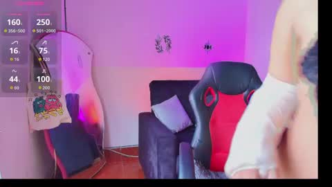 Karol  online show from 06-19-26, 04:55