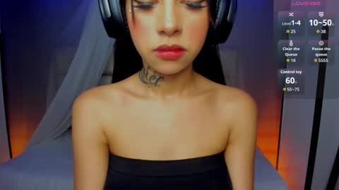 Snapshot of cat_kitty18 chatting on 03-05-26, 06:59 Lorena Saenz online show from 03-05-26, 06:59