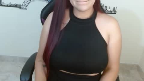 Snapshot of cata__gutierrez_ chatting on 02-11-25, 10:59 Cata online show from 02-11-25, 10:59