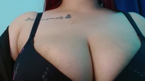 Snapshot of cata__gutierrez_ chatting on 10-16-25, 04:57 Cata online show from 10-16-25, 04:57