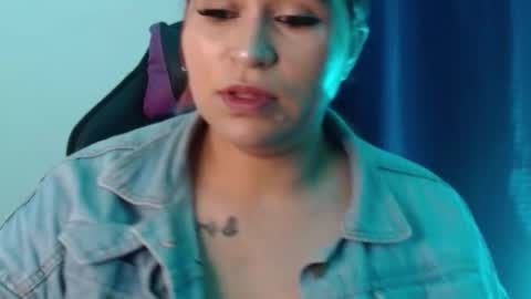 Snapshot of cata__gutierrez_ chatting on 11-09-25, 02:54 Cata online show from 11-09-25, 02:54