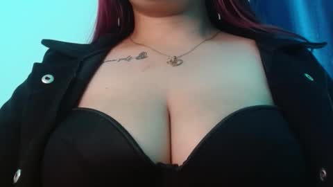 Snapshot of cata__gutierrez_ chatting on 11-20-25, 04:23 Cata online show from 11-20-25, 04:23