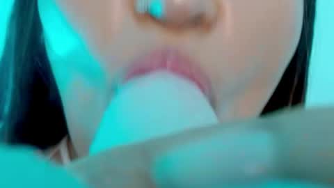 Snapshot of cata__gutierrez_ chatting on 05-29-26, 07:06 Cata online show from 05-29-26, 07:06