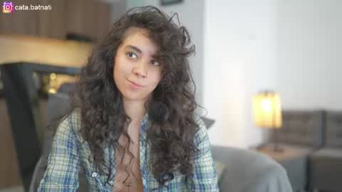Snapshot of cata_batnati chatting on 06-11-26, 02:37 Catalina online show from 06-11-26, 02:37