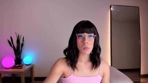 Snapshot of cata_n_cami chatting on 01-15-26, 11:52 cata_n_cami online show from 01-15-26, 11:52