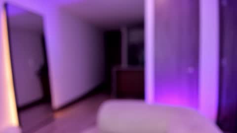 Snapshot of cata_n_cami chatting on 02-11-26, 11:10 cata_n_cami online show from 02-11-26, 11:10