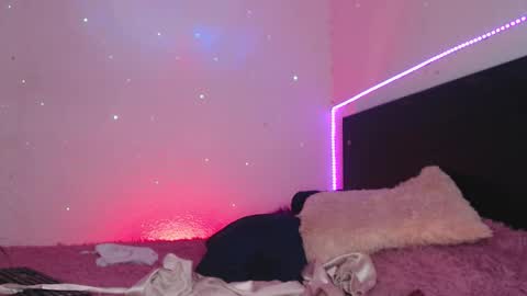 Snapshot of cata_robets chatting on 03-05-26, 01:01 cata online show from 03-05-26, 01:01