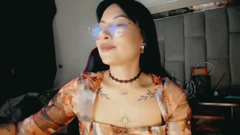 catalina online show from 12-19-24, 11:57