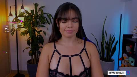 MACARENA online show from 09-21-25, 05:47