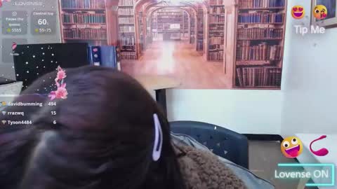 Queen Catalella online show from 12-20-25, 03:46