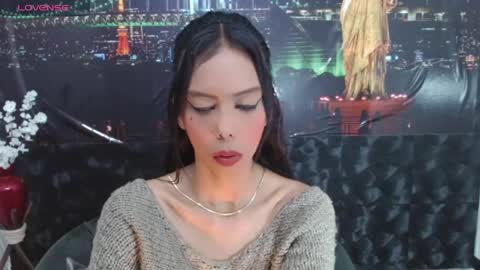 Queen Catalella online show from 04-25-26, 04:04