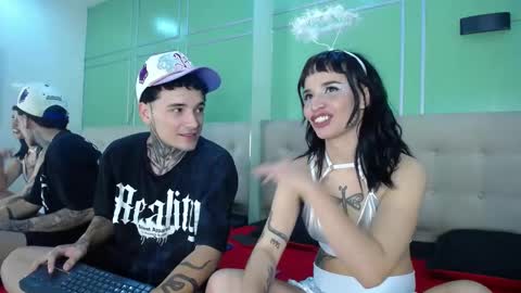 Snapshot of catalellaandpaul chatting on 03-08-25, 07:05 CatalellaAndPaul online show from 03-08-25, 07:05