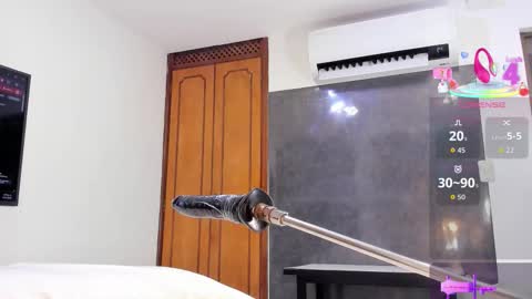 Snapshot of catalina_spec chatting on 03-04-26, 01:44 catalina_spec online show from 03-04-26, 01:44