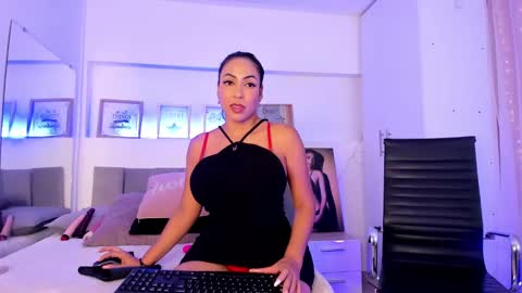 Snapshot of catalinamuss_ chatting on 02-12-25, 05:58 Catalina online show from 02-12-25, 05:58