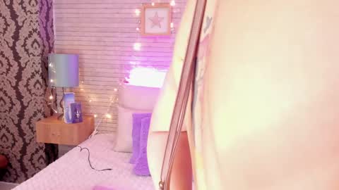 CatalinnaThompson online show from 03-04-25, 12:01