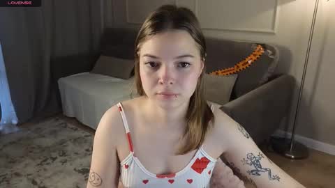 Snapshot of catanadick chatting on 11-15-25, 02:31 Pat online show from 11-15-25, 02:31