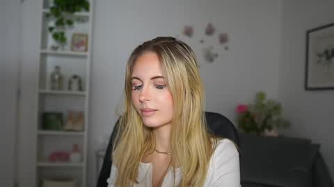 catecrago  online show from 02-28-25, 11:58