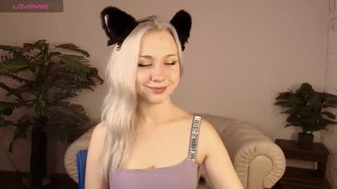 Snapshot of cateyepro chatting on 12-03-25, 02:08 Anna online show from 12-03-25, 02:08