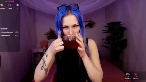 Anna  online show from 04-25-26, 01:41