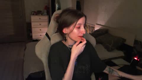 Snapshot of cath_dysphoria_ chatting on 01-31-26, 07:11 CATH online show from 01-31-26, 07:11