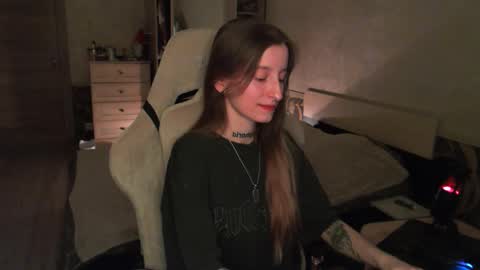 Snapshot of cath_dysphoria_ chatting on 03-12-26, 06:58 CATH online show from 03-12-26, 06:58