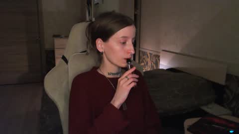 Snapshot of cath_dysphoria_ chatting on 05-18-26, 06:58 CATH online show from 05-18-26, 06:58