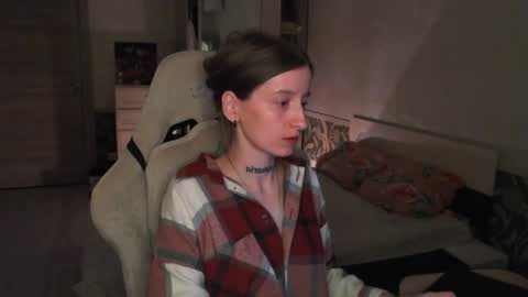 Snapshot of cath_dysphoria_ chatting on 05-30-26, 07:22 CATH online show from 05-30-26, 07:22