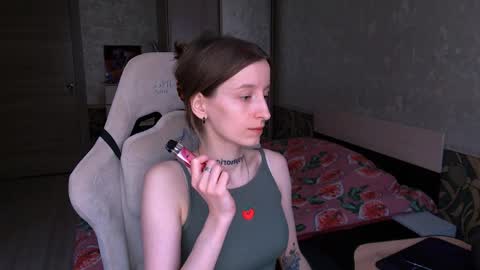 Snapshot of cath_dysphoria_ chatting on 06-02-26, 08:16 CATH online show from 06-02-26, 08:16